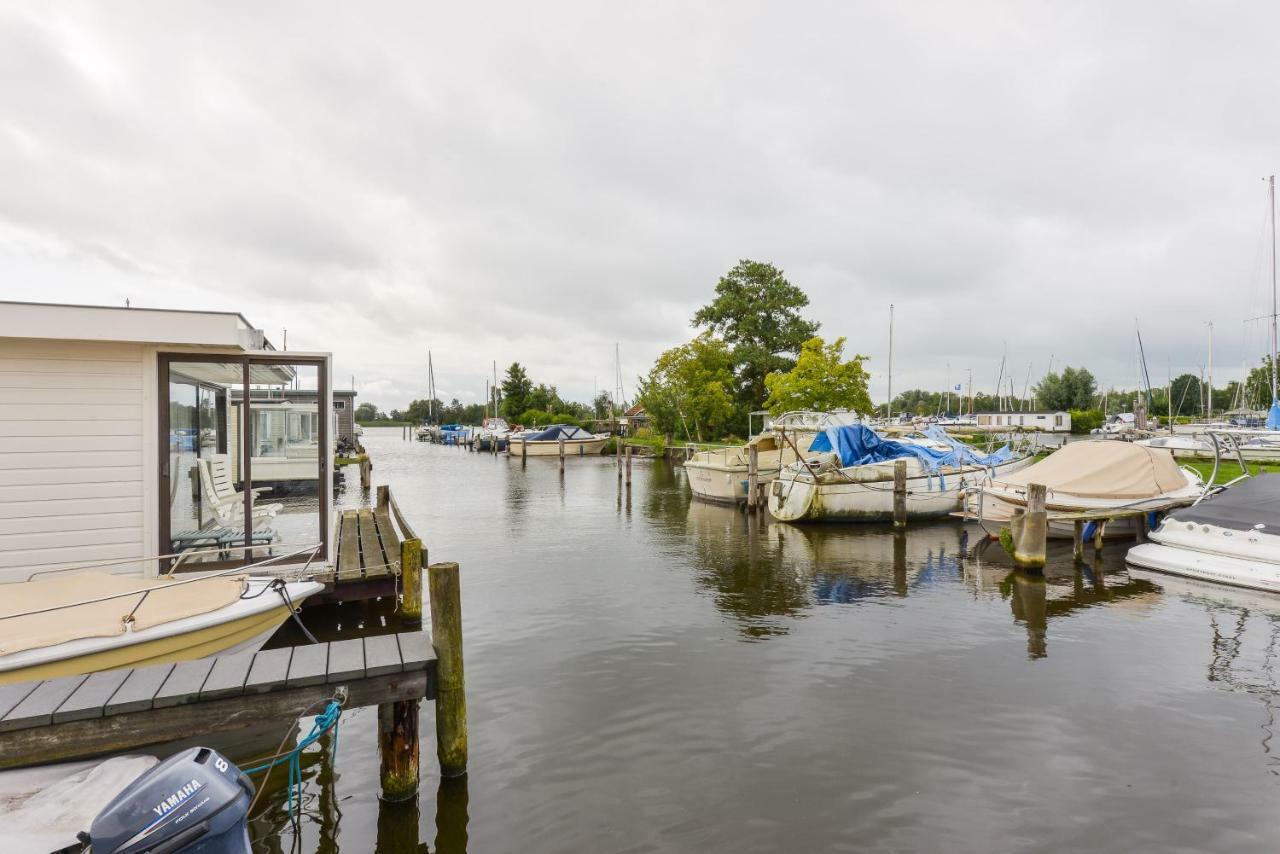 Bright And Comfortable Houseboat Aalsmeer Eksteriør billede