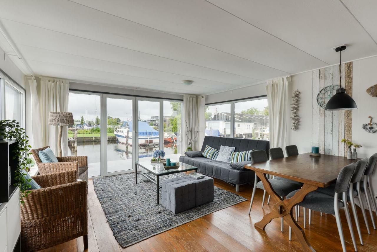 Bright And Comfortable Houseboat Aalsmeer Eksteriør billede